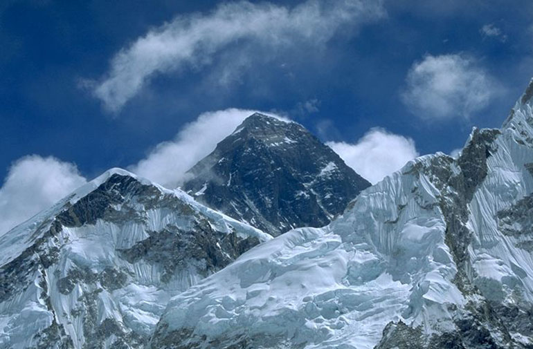 Everest 60 Years Later – Leadership Lessons through the Decades